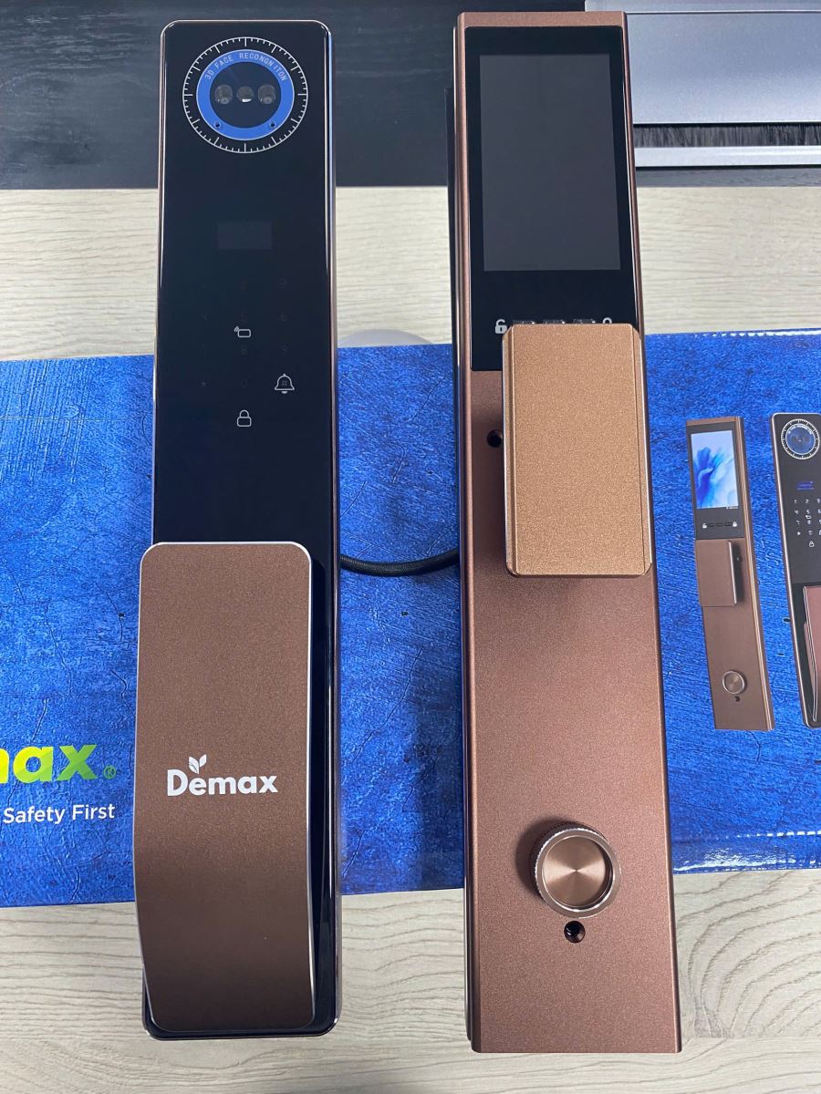 Khóa cửa nhận diện khuôn mặt Demax EL-C910 CB